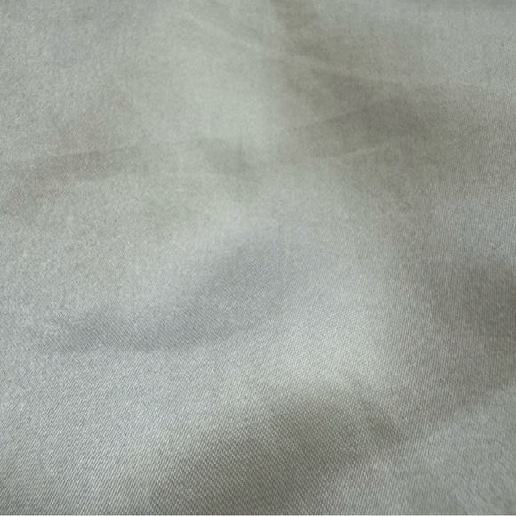 Mejuri Jewelry - 🚫SOLD🚫 Solid White Gold .40ctw Diamond Flower Stud Earrings